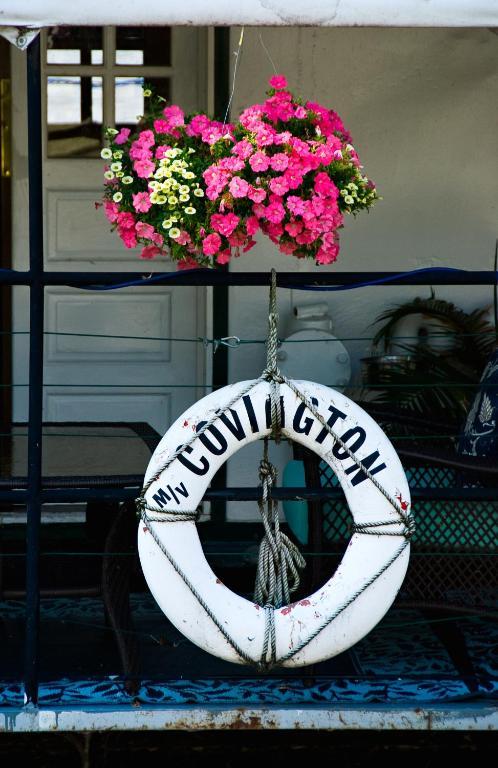 The Covington Houseboat Bed & Breakfast Saint Paul Ngoại thất bức ảnh
