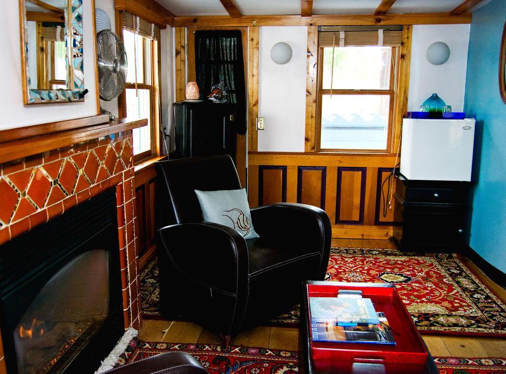 The Covington Houseboat Bed & Breakfast Saint Paul Ngoại thất bức ảnh