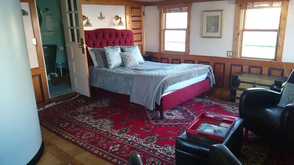 The Covington Houseboat Bed & Breakfast Saint Paul Ngoại thất bức ảnh